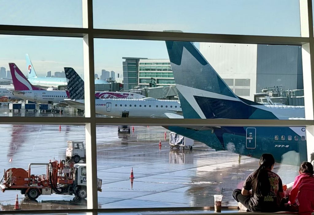 多伦多皮尔逊机场第二航站楼